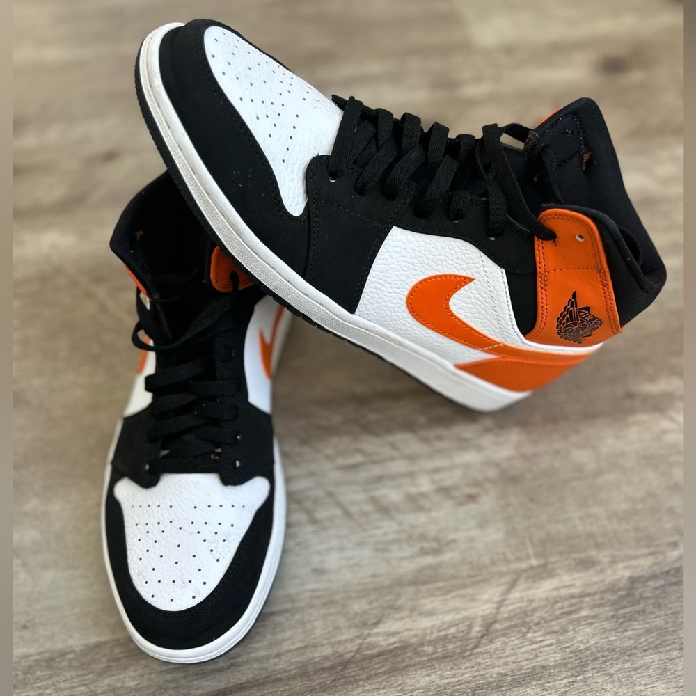 Jordan 1 orange